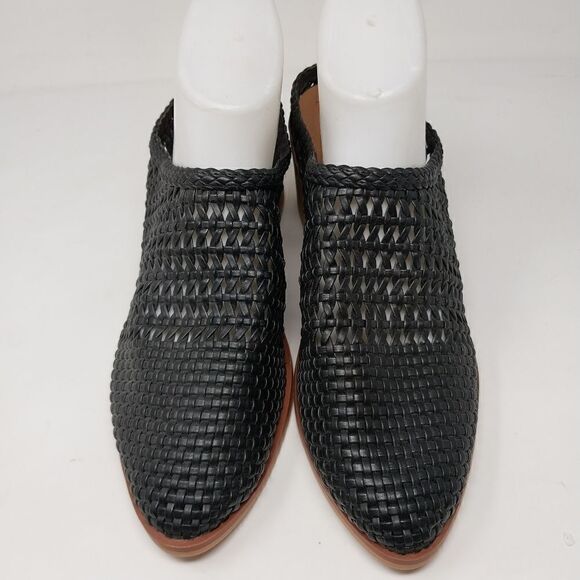 NWOT.  BLACK OPEN WEAVE HEELED CLOGS. SIZE 11 WOMEN'S. - Picture 8 of 11